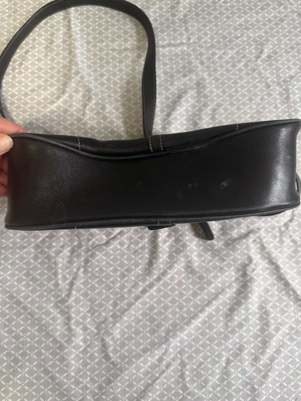 Vintage Coach Soho Black Leather Buckle Small Flap Shoulder Bag - Picture 3 of 5
